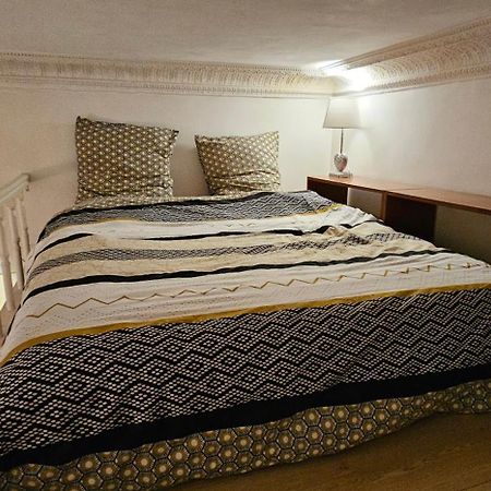 Studio Cosy Клиши Екстериор снимка