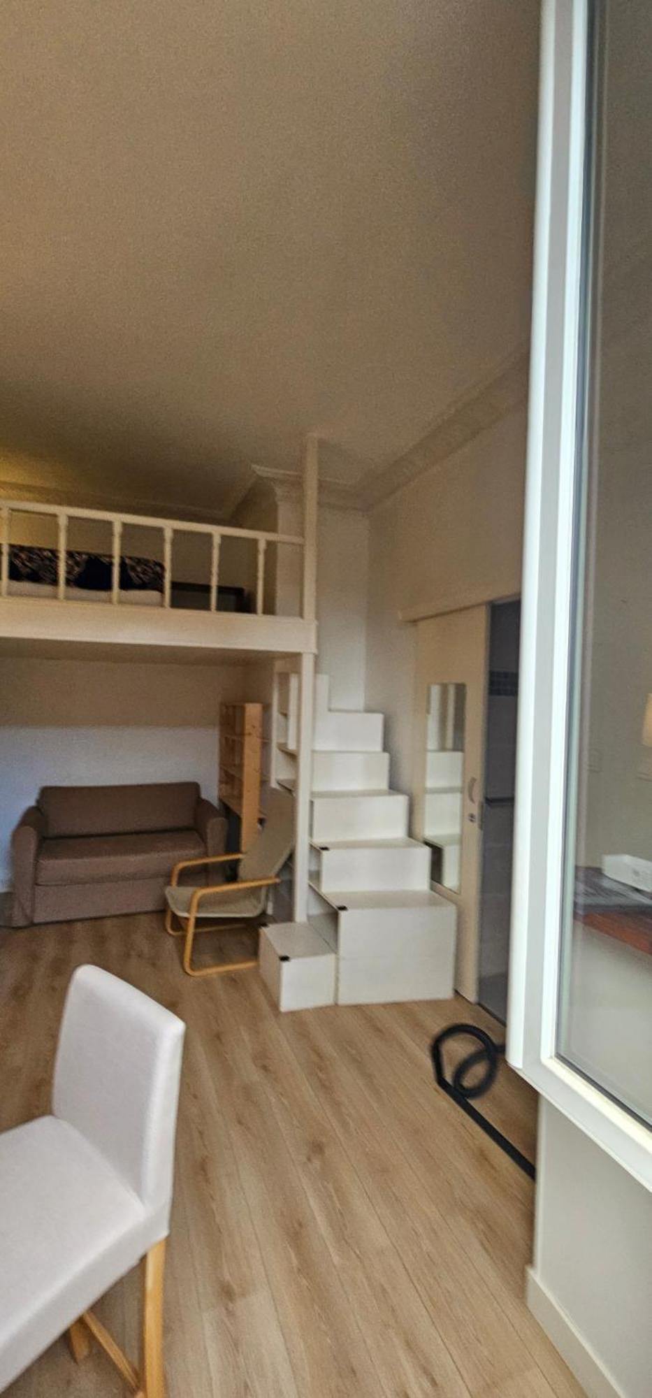 Studio Cosy Клиши Екстериор снимка